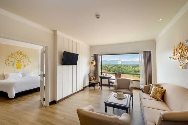 Riverie Suite