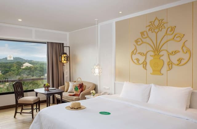 Deluxe Double Room, Garden View
