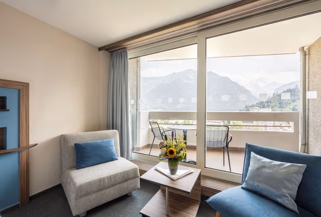 Double Room Twin Deluxe (7th to 14th floor)