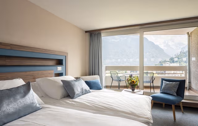 Double Room Twin Deluxe (7th to 14th floor)