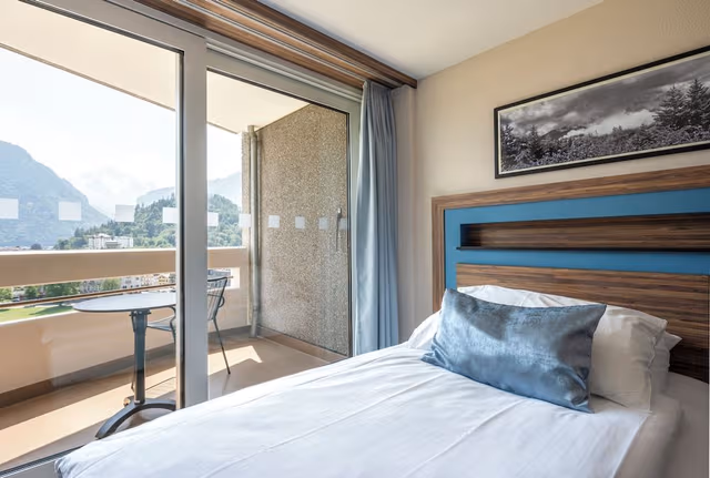 Deluxe Single room (7th to 14th floor)