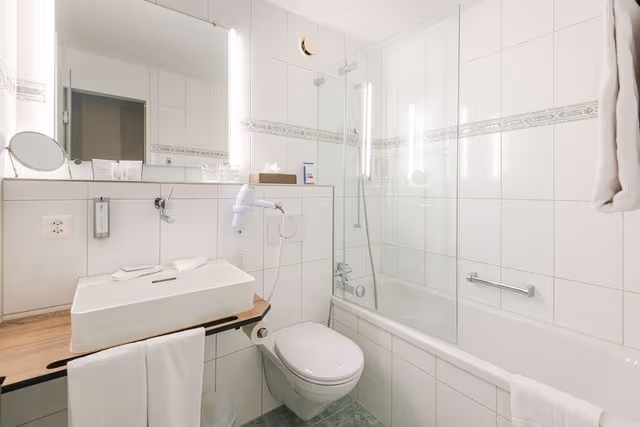 Double Room Twin Deluxe (7th to 14th floor)