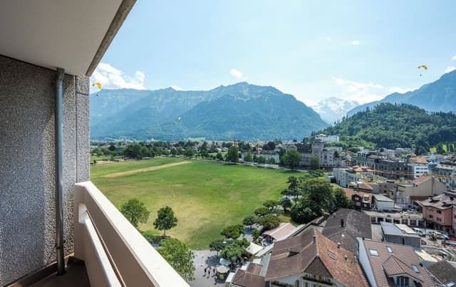 Double Room Twin Deluxe (7th to 14th floor)