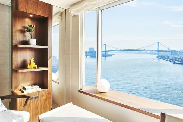 Classic Room, 1 King Bed, Club Lounge Access, Bay View (Japanese)
