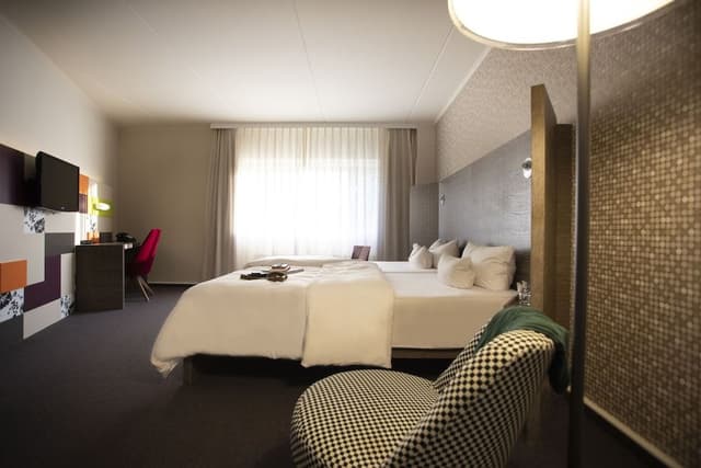 Room (Penta Plus)