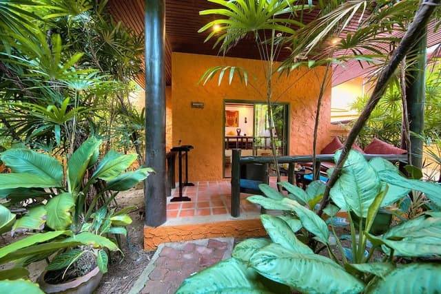 Deluxe Bungalow