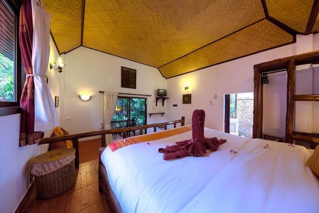 Deluxe Bungalow