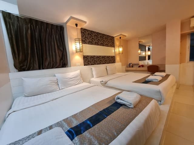 Deluxe Quadruple Room, Multiple Beds