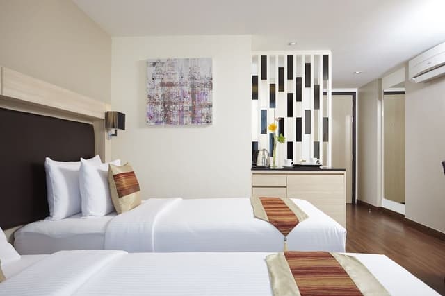 Deluxe King Room