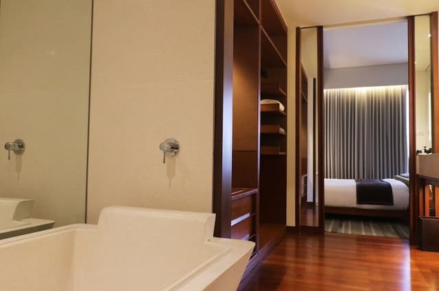 Luxury Suite