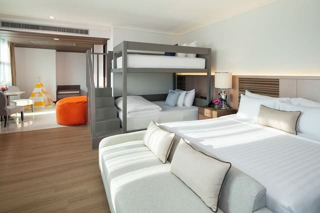 Premier Family Bunk Bed (North Tower)
