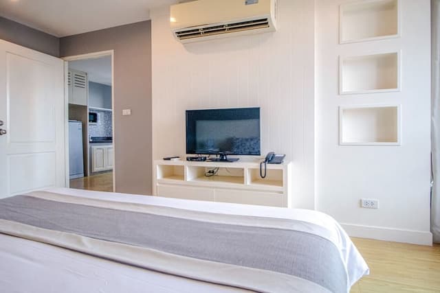 Deluxe Room, 1 King Bed