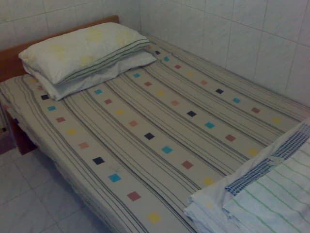 Economy Single Room