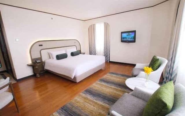 One Bedroom Suite