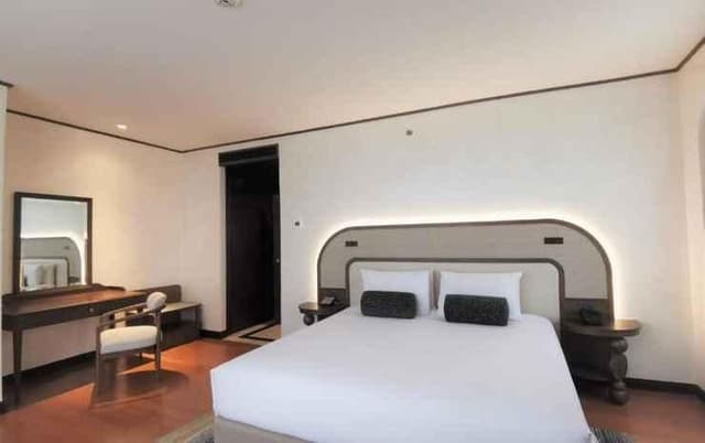 One Bedroom Suite