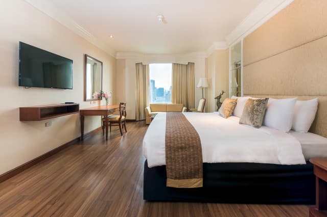 Executive Suite