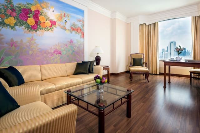 Executive Suite