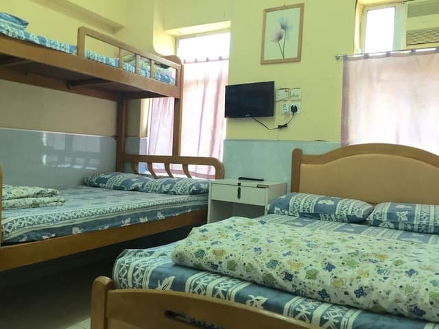 5people Room with Private Bathroom