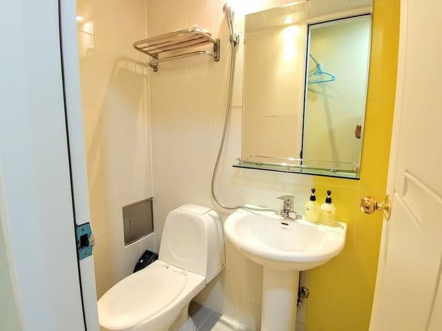 2. Deluxe Double Room
