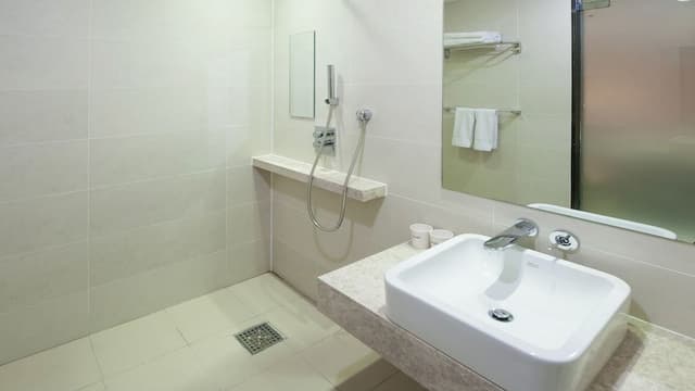 Standard Double Room (Bigger than most in Seoul)