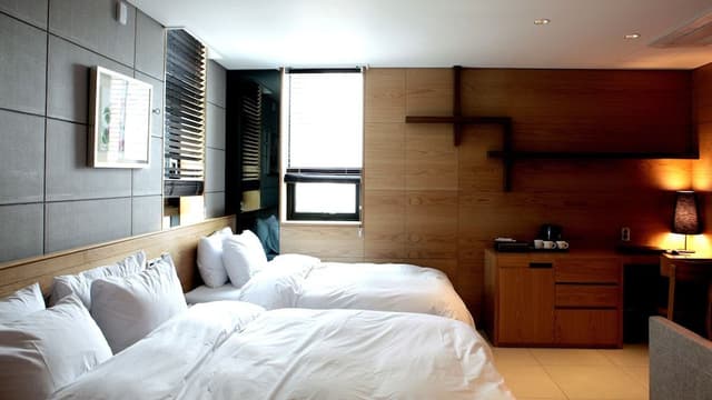 Family Twin Room