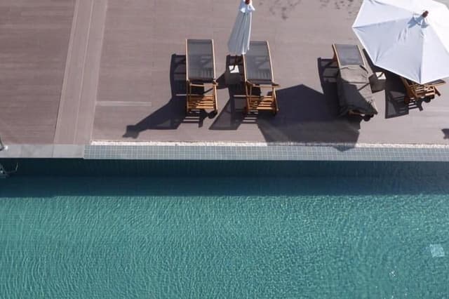 Deluxe Pool View Suites