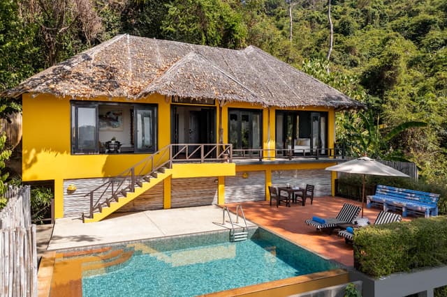 Hillside Pool Villa