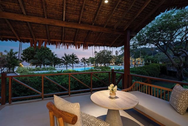 Deluxe Villa, 1 King Bed, Sea View