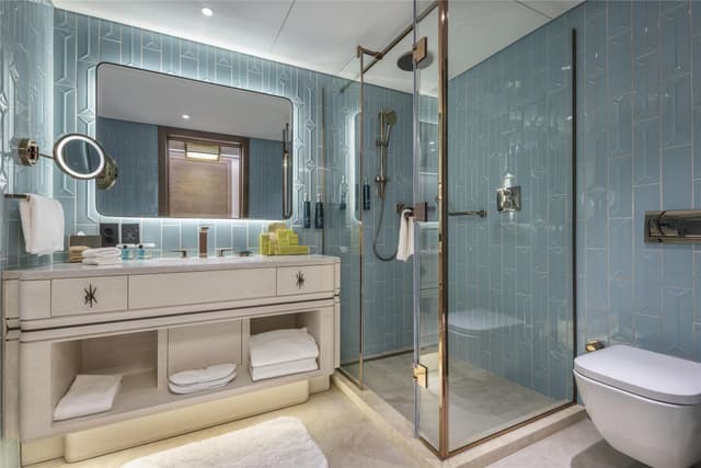 EXECUTIVE BOSPHORUS SUITE WITH KITCHENETTE