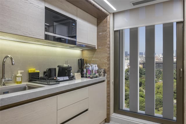 EXECUTIVE BOSPHORUS SUITE WITH KITCHENETTE