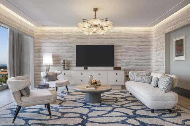 IMPERIAL SUITE