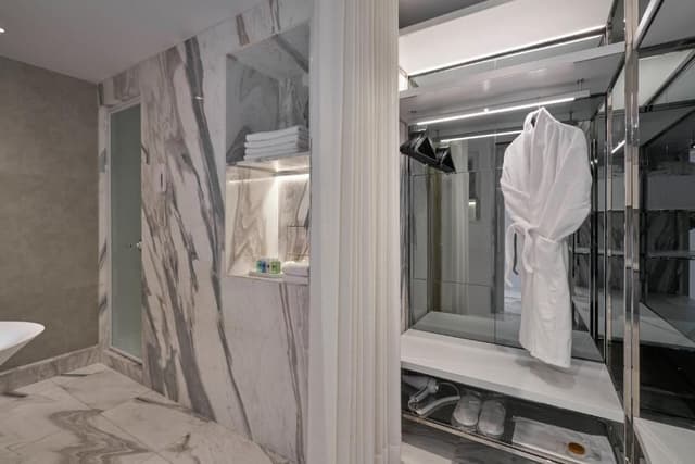 White Suite