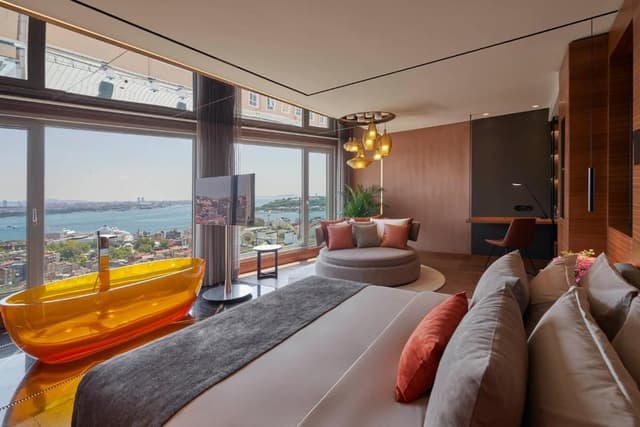 Amber Suite