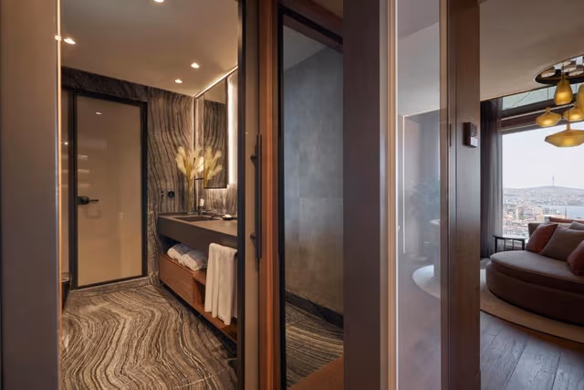 Amber Suite