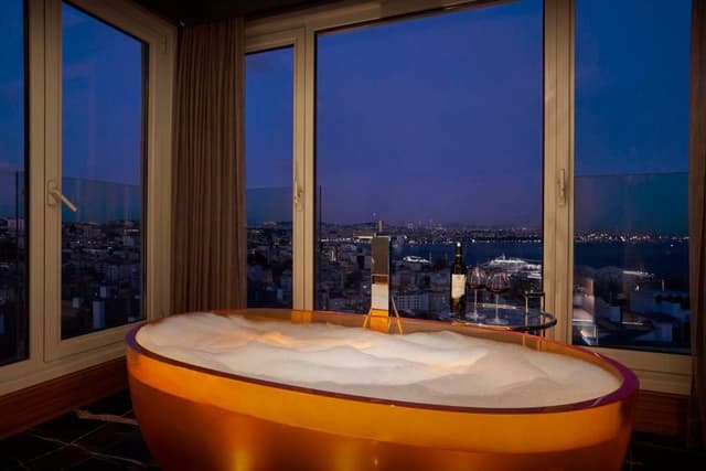 Bosphorus Suite