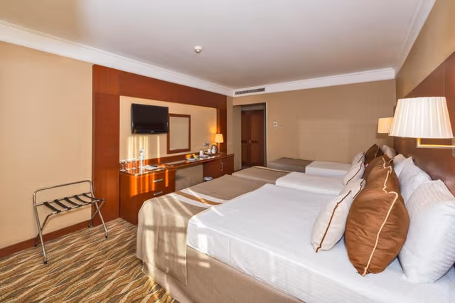 Triple Room