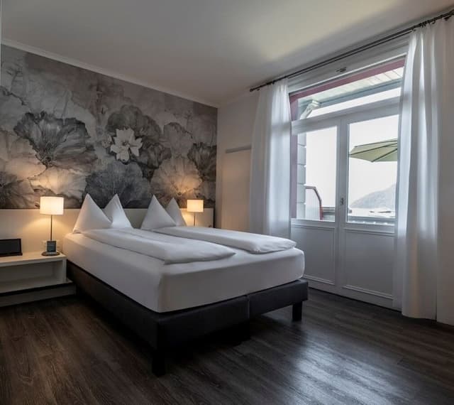 Premium Double Room, Patio, Lake View