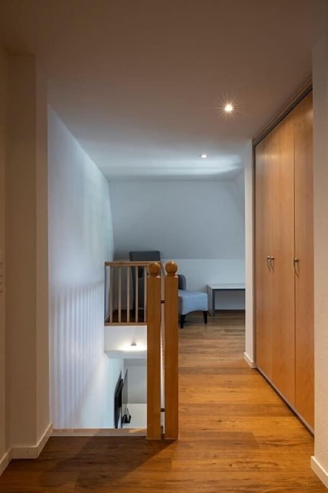 Suite, Lake View
