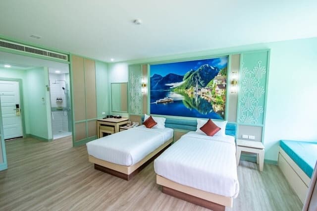Deluxe Garden Wing Twin Room