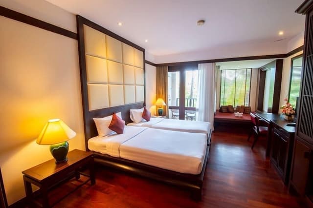 Grand Deluxe Twin Room