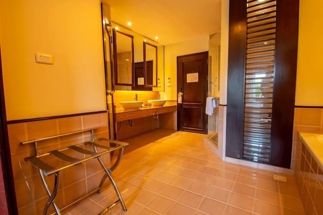 Grand Deluxe Twin Room