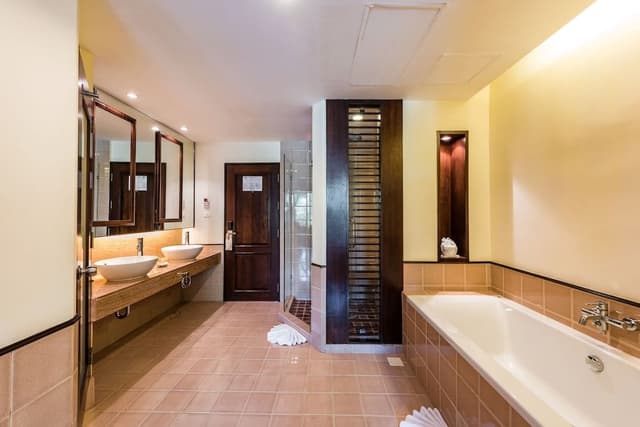 Grand Deluxe Twin Room