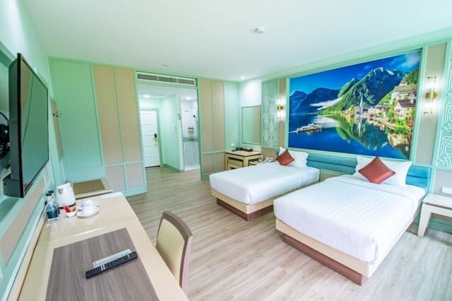 Deluxe Garden Wing Twin Room