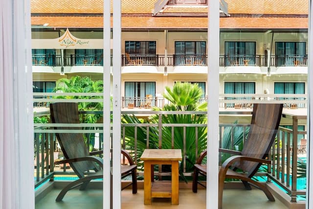 Grand Room, Pool View