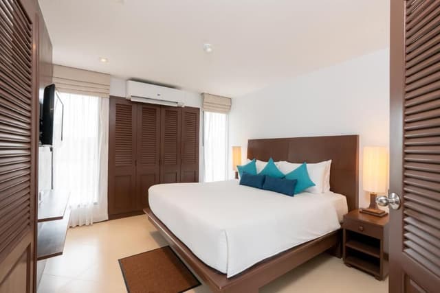 One-Bedroom Suite