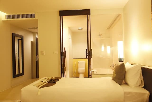 Deluxe Room Pool View