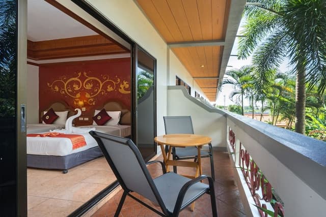 Superior Twin Room