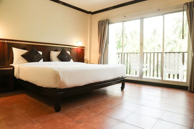 Deluxe Room, Balcony
