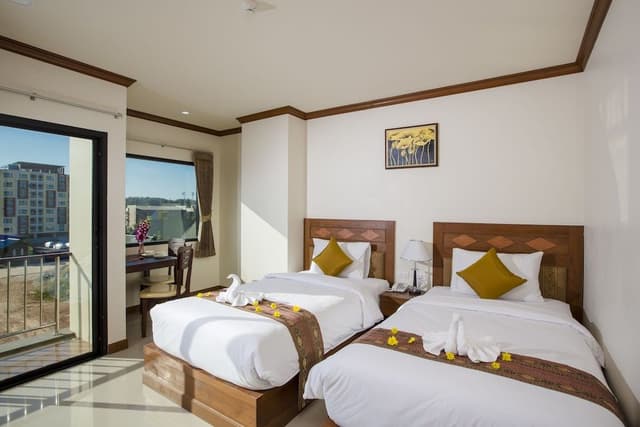Standard Twin Room
