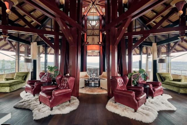 Presidential Suite Maestro